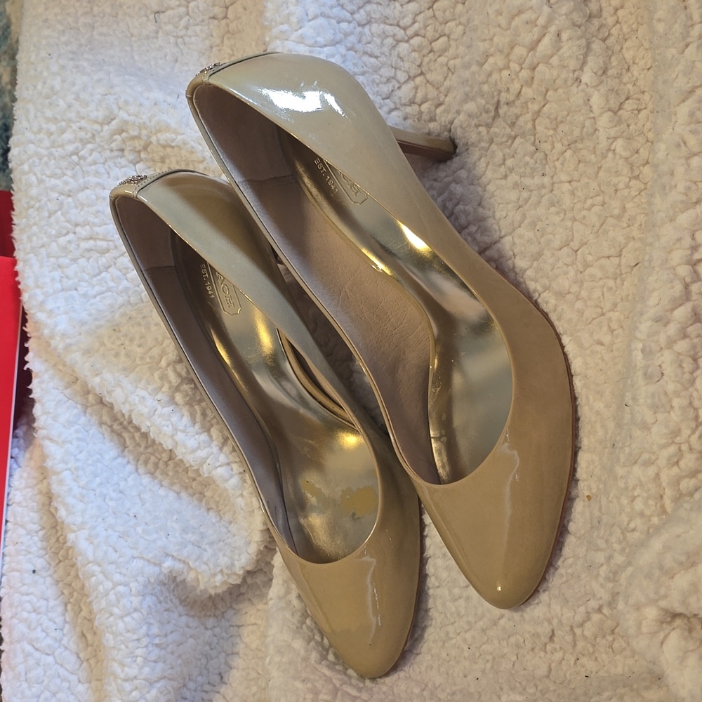 Coach Nala Patent Heel in Cappuccino size 10